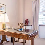 Aparthotel Lombardy