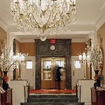 Warwick Hotel