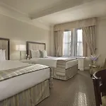 Hotel Warwick 4*