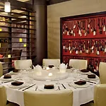 Sheraton Laguardia East Hotel