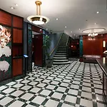 Washington Square Hotel