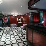 Washington Square Hotel