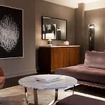 Hyatt Grand Hotel 4*
