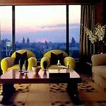 The Carlyle, A Rosewood Hotel