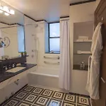 Iroquois Times Square Hotel