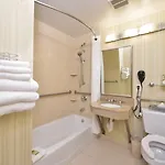 Express Laguardia Airport, An Ihg 3* New York