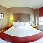 Giraffe By Library Collection Hotel 4*
