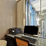 The Chemists Club Hotel 4*