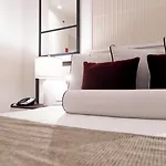The Chemists Club Hotel 4*