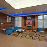 Hotel Fairfield By Marriott Jfk Airport 3*