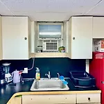 Private 2 Bedroom With Private Backyard In Lic !!! Apartment *