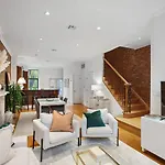Holiday home Luxury Oasis In Manhattan