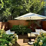 Luxury Oasis In Manhattan * New York
