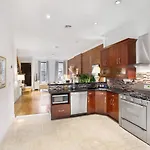 Luxury Oasis In Manhattan