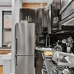 Modern 2Br With Private Garden - In Gramercy Park