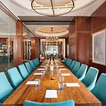 Doubletree By Hilton Midtown Fifth Ave Hotel