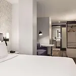 Doubletree By Hilton Midtown Fifth Ave 4*