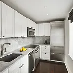 Aka Sutton Place 4*