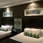 Best Western Plus Brooklyn Bay Hotel