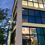 Western Brooklyn Bay Hotel New York
