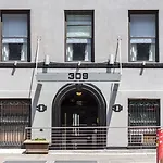 309 Hotel 2*