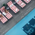 Hotel Sixty Les 4*