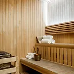 Sixty Les Hotel 4*