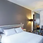 Hotel Nu 4*
