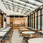 Fairfield & By Marriott Manhattan/times Square South