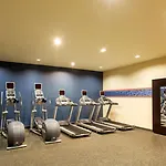 Hampton - Laguardia Airport Hotel New York
