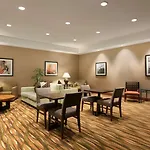 Hampton - Laguardia Airport 3* New York
