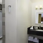 Fairfield & By Marriott Manhattan/fifth Avenue 3*