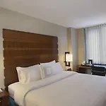 Fairfield Inn & Suites New York Manhattan/Fifth Avenue