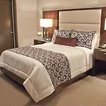 The Pearl Hotel 4*