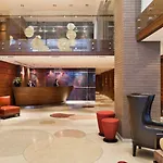 The Pearl 4*