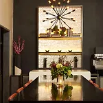 48lex Hotel