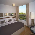 Coda Williamsburg Hotel