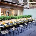 Alameda, Highline Hotel New York
