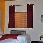 Surfside Three Motel