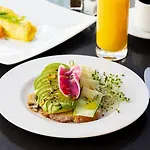 The Westin Grand 4*
