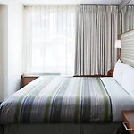 Boutique At Grand Hotel