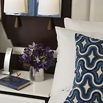 By Marriott Manhattan/central Park 4* New York