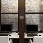 By Marriott Manhattan/central Park