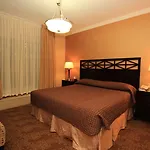 Radio Aparthotel 3*