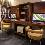 Hugo Hotel
