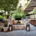 The High Line 4*