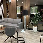 Fairfield & By Marriott Staten Island Hotel 3*