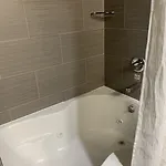 Hotel Fairfield & By Marriott Staten Island New York