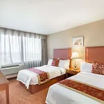 Ramada By Wyndham Flushing Queens 3* New York