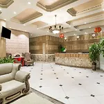 Ramada By Wyndham Flushing Queens 3*